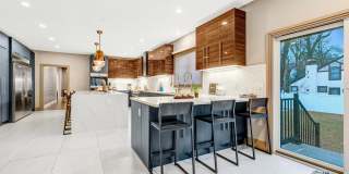 450 Wells Avenue Gallery 16