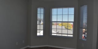 Spacious 2 bed + bonus room / Littleton Condo, Wonderful Location Gallery 11