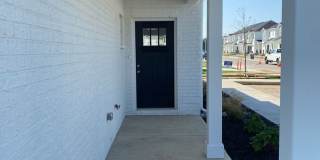 Like New Luxury Townhome! 3 BR, 2.5 BA, 2 Car Garage, Pool, Dog Park, and More! Gallery 5