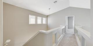 7844 Millhopper Avenue Gallery 37