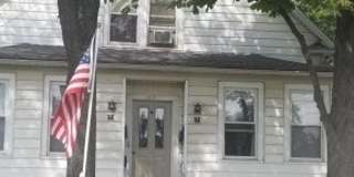 517 Woodlawn Ave Gallery 1