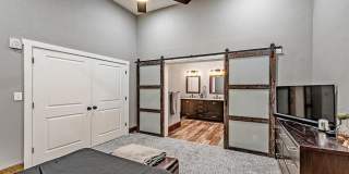 204 W Main Street Gallery 6