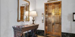 New King Edward Gallery 195