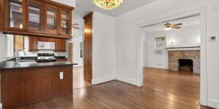 3 Bed 2.5 Bath - Takoma Park Craftsman - Spacious Rear Deck Gallery 10