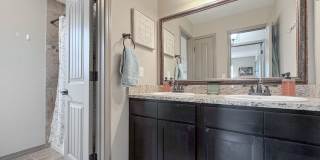 East El Paso 4 bed Refrig A/C Home! Gallery 27