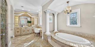 628 Coral Way Gallery 72