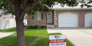 Welcome to this Two-Bedroom Duplex in Santaquin, UT Gallery 1