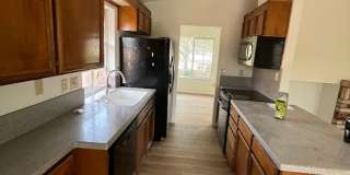 3bd/2ba Single Story, Fresh Updates, Huge Backyard Gallery 6
