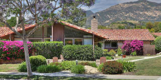 Beautifully updated two bedroom two bath in the heart of Santa Barbara! Gallery 1