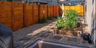 Furnished Spacious Home, Fully Equipped Kitchen, Garage Included Gallery 9