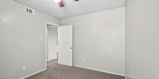 Parkwood Square Estates Gallery 31