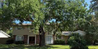 Gulf Breeze - Proper - 5 bedroom, 3.5 bathroom with pool and lawn care included Gallery 3