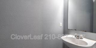 5818 Sherbrooke Oak Gallery 10