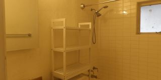 Cute 2 Bedroom 1 Bath with huge Screen Porch Gallery 19