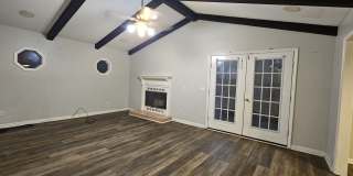 211 Plantation Road Gallery 59