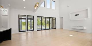 Luxury 5-Bedroom Home on 5 Acres | Pet-Friendly | Flexible Lease Terms Gallery 12