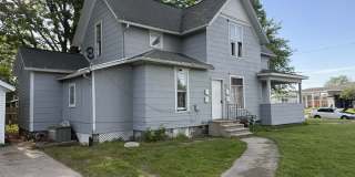 901 West Beardsley Avenue - A Gallery 1