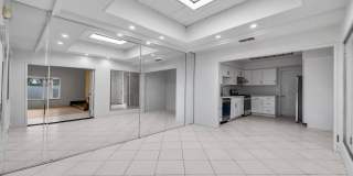 "Rare Single-Story Remodel: Modern 3BR End-Unit in University Park Gallery 9