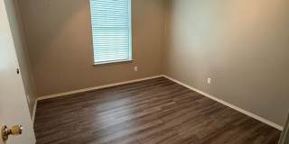 1309 Grand Oak Drive Gallery 7