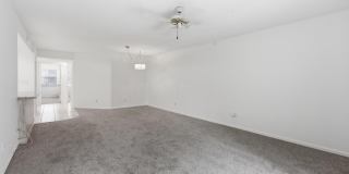 9633 Riverside Drive Gallery 11