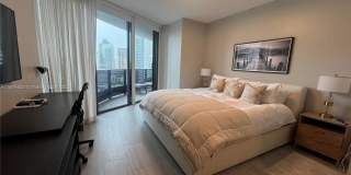 1000 Brickell Avenue Gallery 5