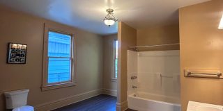 wbu218 Gallery 15
