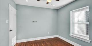205 HERMITAGE Street Gallery 22
