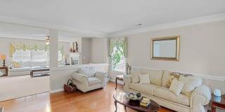 8911 Elizabeth Bennet PIace Gallery 7