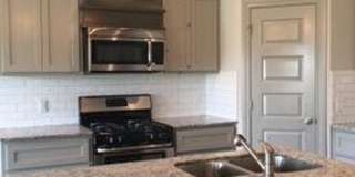 3 Bed | 2 Bath Home - Deer Creek Schools - Storm Shelter - Rockwell Village Addition Gallery 1