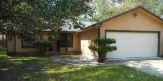3-bedroom, 2-bathroom spacious single‑family home located in Jacksonville’s growing Westside community. Gallery 1
