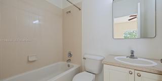 1947 SE 24th Ter Gallery 25