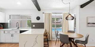 1019 Larch Way Gallery 9