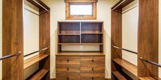 Long term lease in the heart of Park City! Available Mid October 2026 Gallery 15