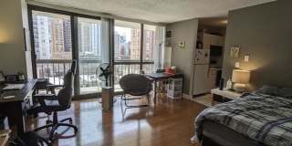 33 West Delaware Place Gallery 1