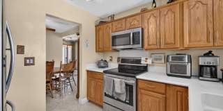 1362 SW Knollwood Drive Gallery 8