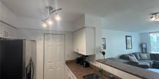 1155 Brickell Bay Dr Gallery 12