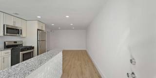 880 Saint Charles AVE NE 10 Gallery 3