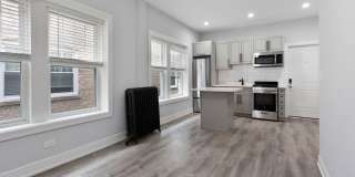 1063 W Glenlake Ave Gallery 2