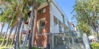 317 West Acacia #4 Gallery 1