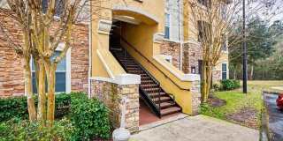 8539 GATE Parkway W Gallery 1