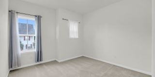 FIRST MONTHS RENT FREE WITH SIGNED 2 YEAR LEASE Gallery 20