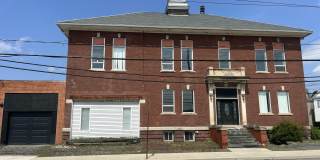 802 Main Street Gallery 1