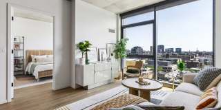 1508 North Elizabeth Street Gallery 29