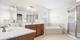 12174 WYNFEILD LAKES Circle Gallery 19