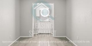 1025 Parsons Street Gallery 24