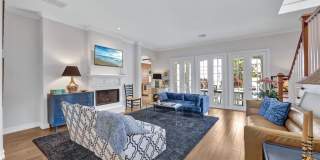 255 2nd Ave N Gallery 4