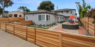 4725 Greene Street Gallery 1