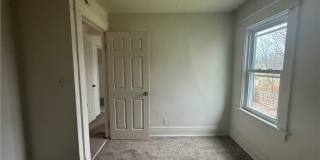 216 Newburgh Avenue Gallery 11