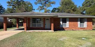 3 Bedroom 1 Bath House in Glendale for Rent Gallery 1