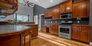 2185 Roswell Drive Gallery 6